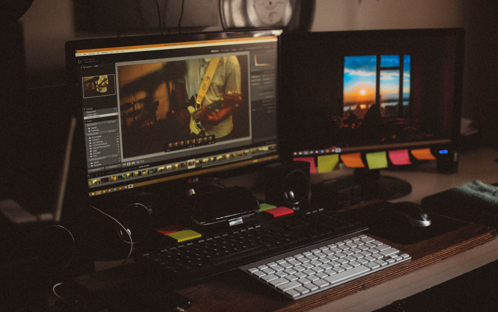 The Benefits of a Smart and Manual Time Clock